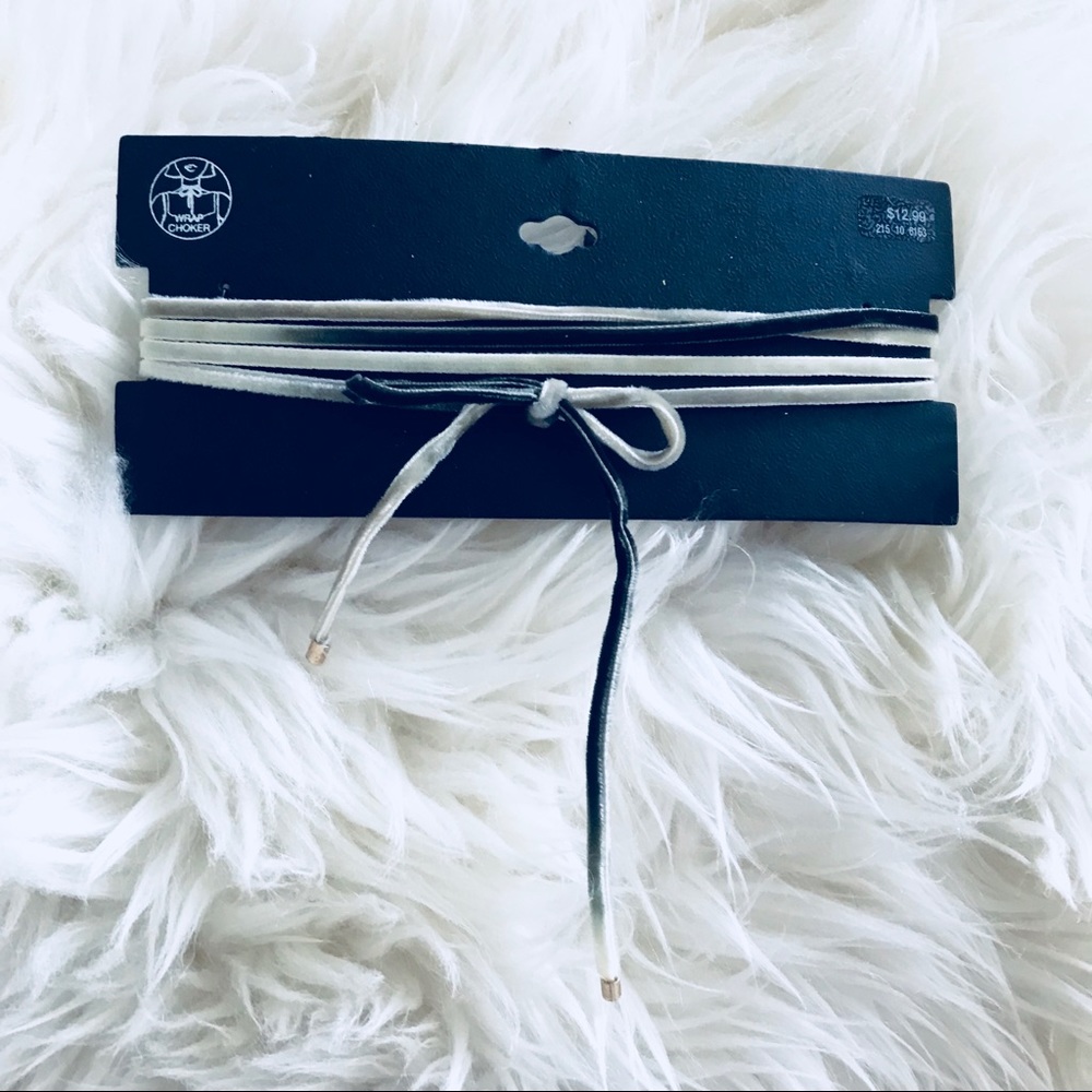 *5 FOR $25* NWT Velvet Ombré Wrap Choker